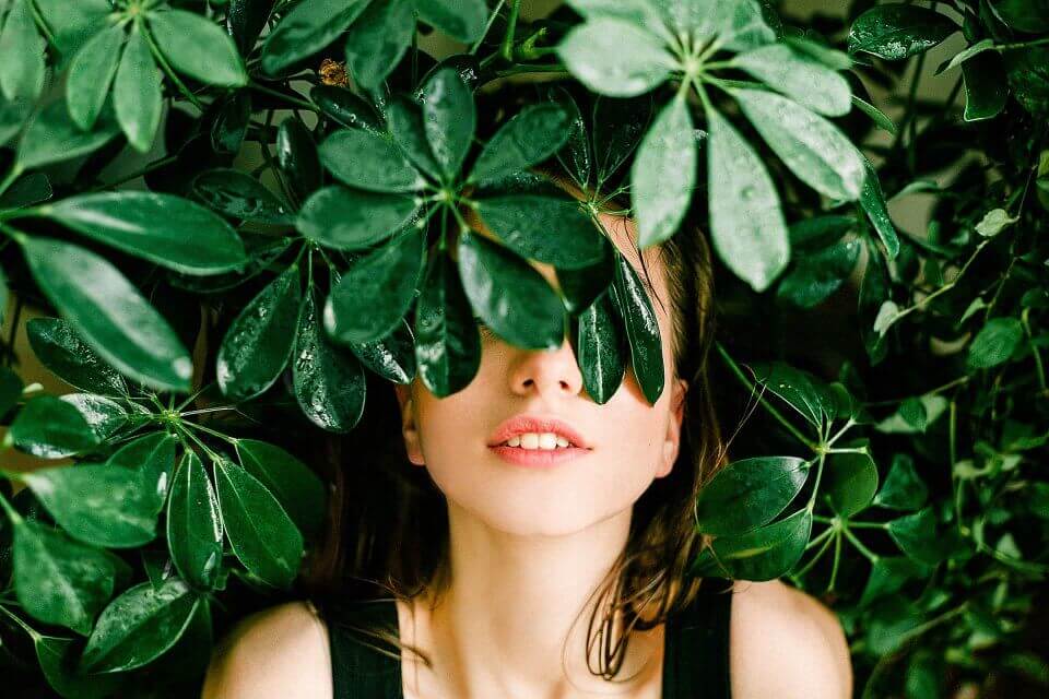 fashion-woman-green-model